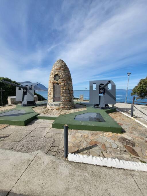 *Self-Check In - Whale Watching Paradise -Central* Hermanus Ngoại thất bức ảnh