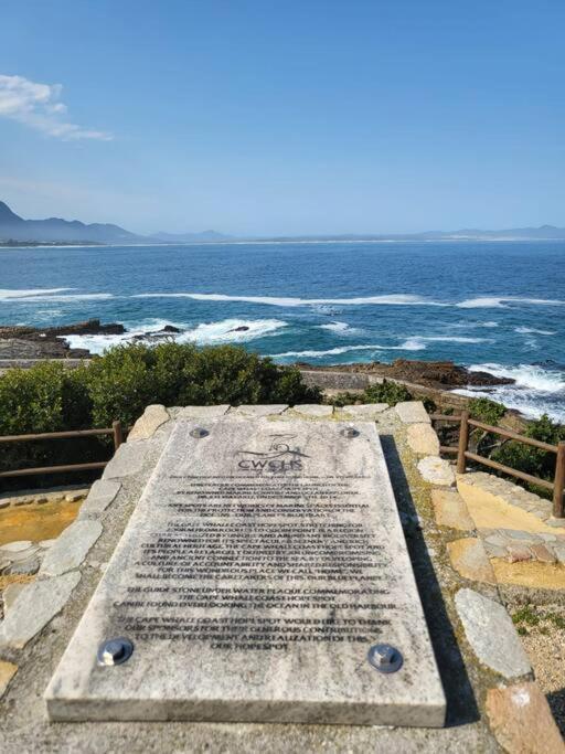 *Self-Check In - Whale Watching Paradise -Central* Hermanus Ngoại thất bức ảnh
